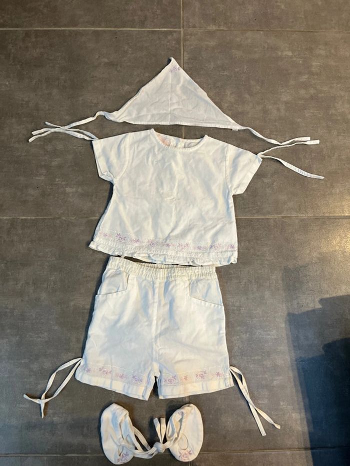 Ensemble blanc léger bandana chemise short chaussure kimbaloo