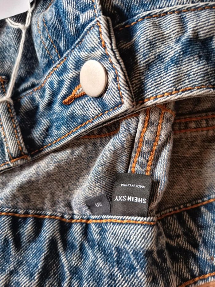 Short jeans. Mini. Marque shein - photo numéro 4