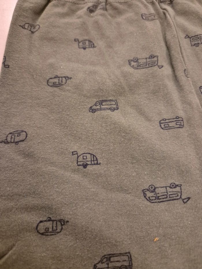 Pantalon court legging bermuda Uniqlo taille 12 mois - photo numéro 6