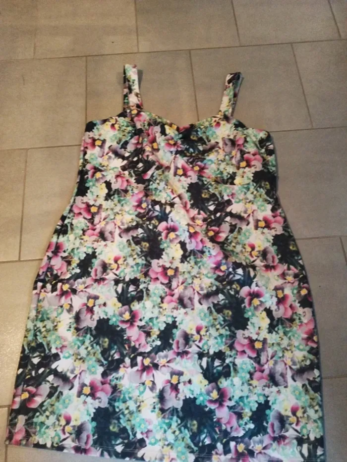 Robe fleurie 52 - photo numéro 2