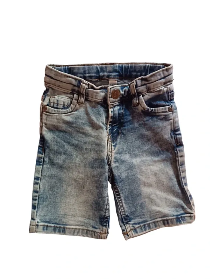 Short 6 ans ( 116 CM ) Zeeman - photo numéro 2