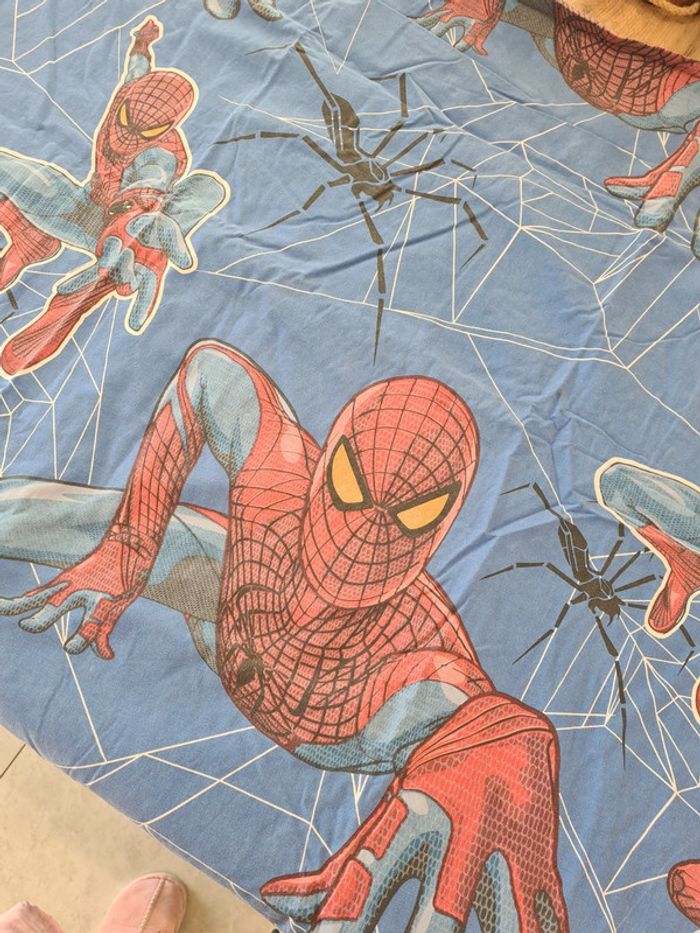 Housse de couette et taie d'oreiller SpiderMan - photo numéro 3