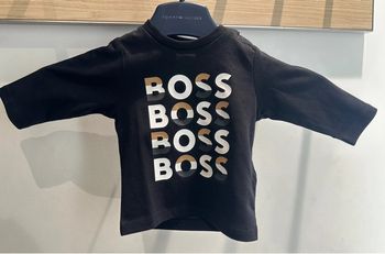 Haut Hugo boss neuf 3 mois