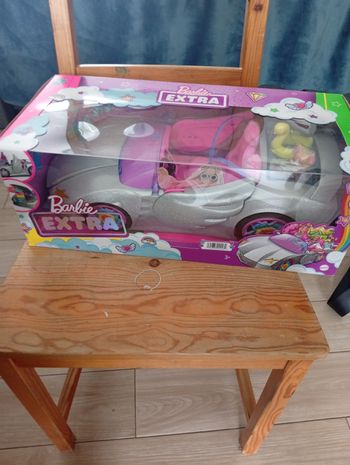 Voiture barbie  extra