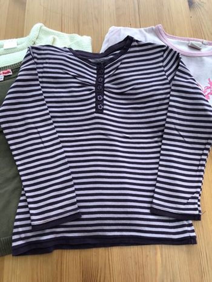 Lot jean pulls tee-shirts - photo numéro 3
