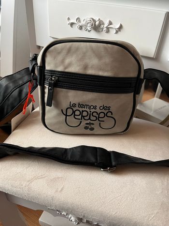 Sac bandoulière gris/noir Le temps des cerises neuf avec défaut 🎒