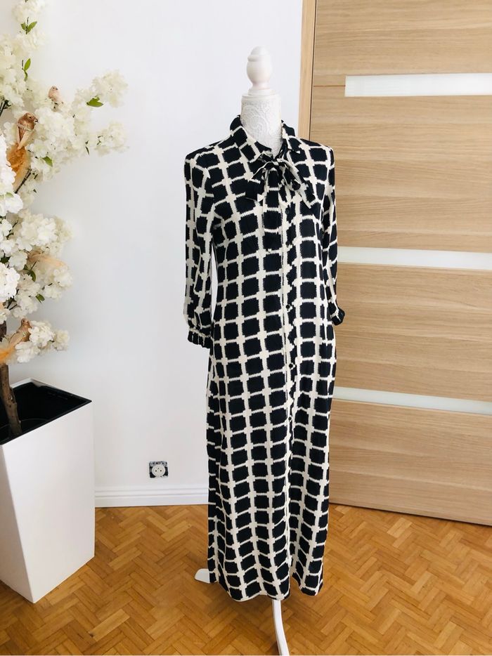 Robe longue zara neuve taille S - photo numéro 2