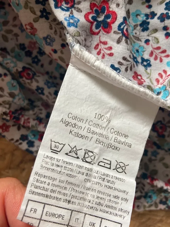 Blouse avec bretelles à nouer motifs fleurs 🌹 Taille 40 - photo numéro 4