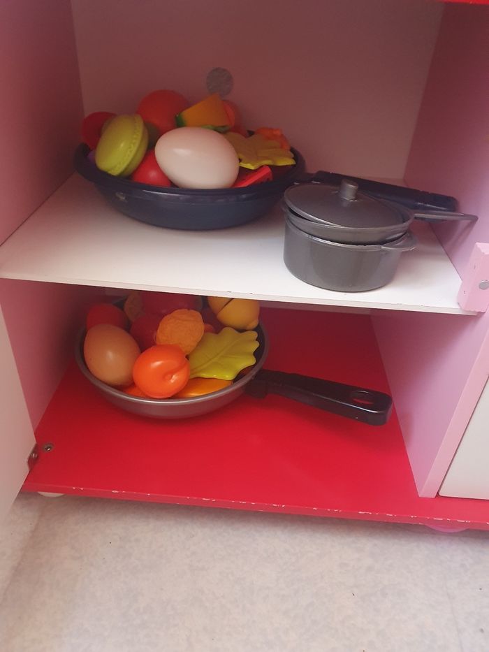 Cuisine en bois avec accessoires - photo numéro 6