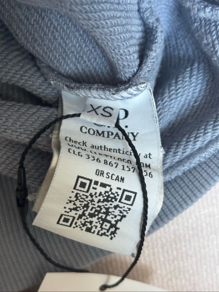 Sweat C.P Company taille XS vleu marine col noir - photo numéro 7