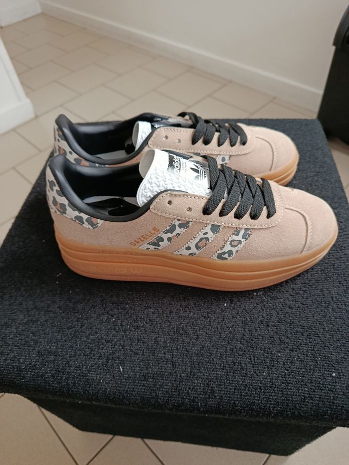 Adidas gazelle