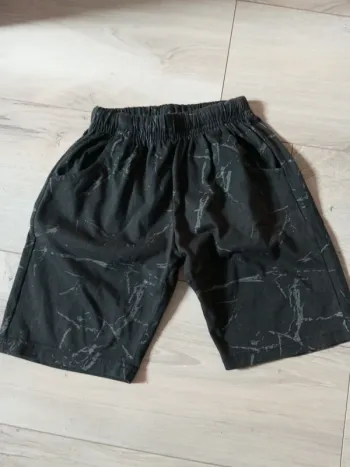 Short 6 ans