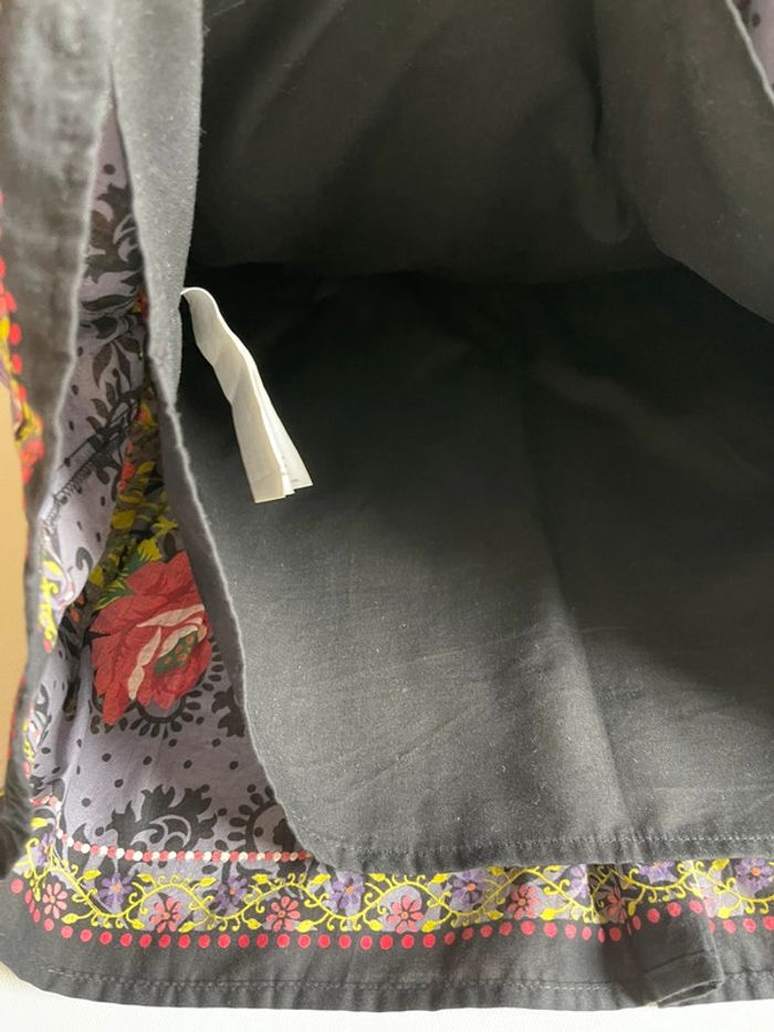 Jupe noire en coton Promod taille 34 avec motifs floraux russes / slaves - photo numéro 4