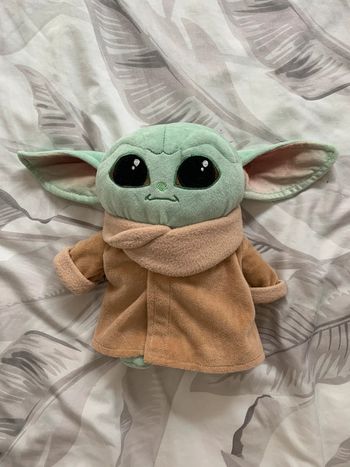 Peluche bébé Yoda / Star Wars