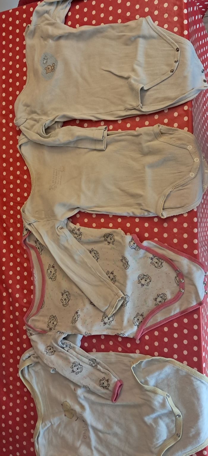Lot pyjama + Body - photo numéro 6