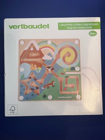 Labyrinthe à billes magnétiques