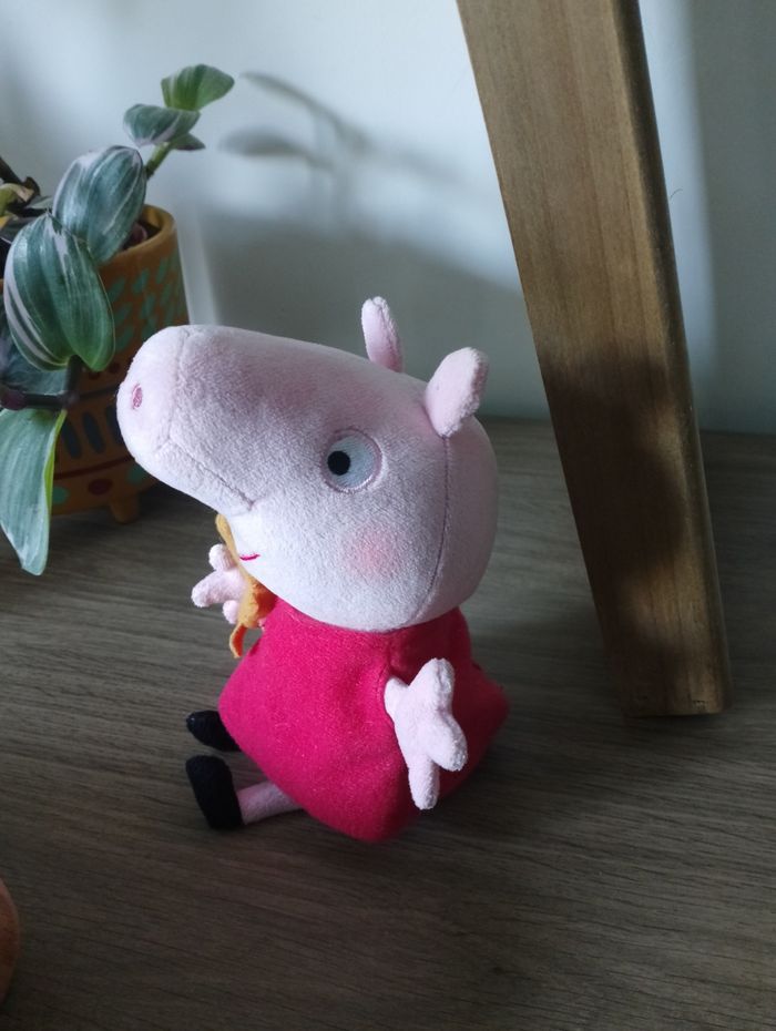 Peluche Ty Peppa Pig - photo numéro 2