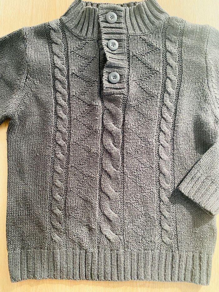 Pull gris torsadé 10ans - photo numéro 2