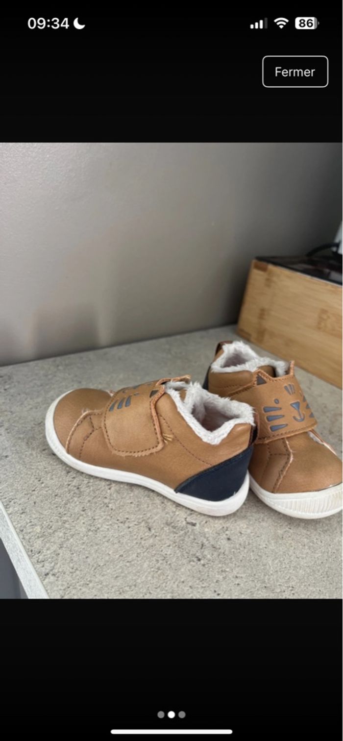 Chaussure taille 19 - photo numéro 2