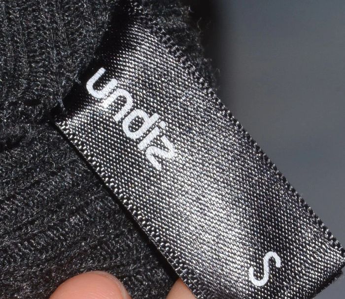 débardeur ajusté court gris foncé uni col rond taille S - photo numéro 2