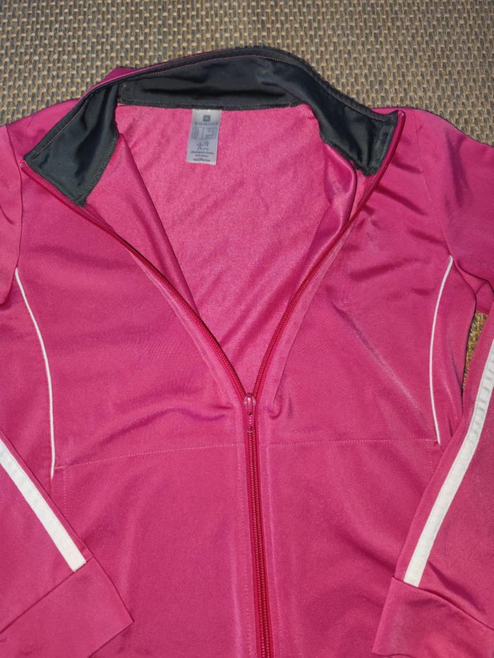 Veste de survêtement Domyos Décathlon , 12 ans , très bon état - photo numéro 2