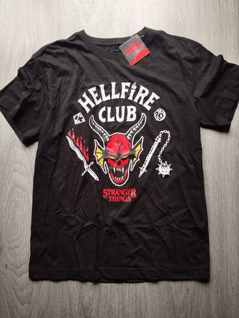 Stranger Things : Hellfire Club - T-Shirt Homme (M)