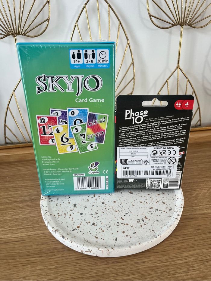 Skyjo et phase 10 neuf - photo numéro 2