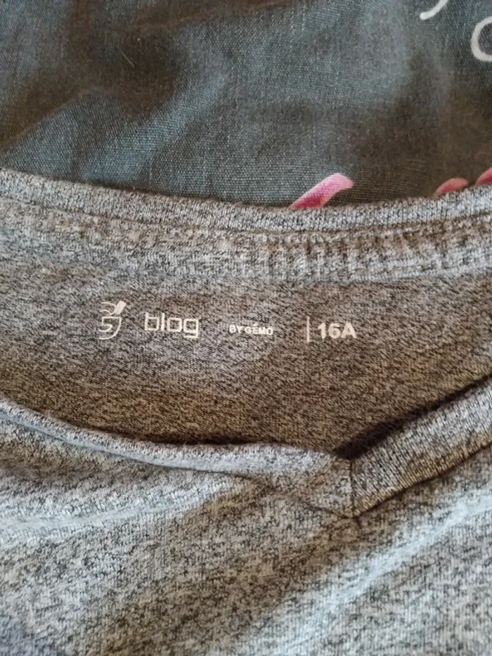 Lot 2 t-shirts 16 ans - photo numéro 7