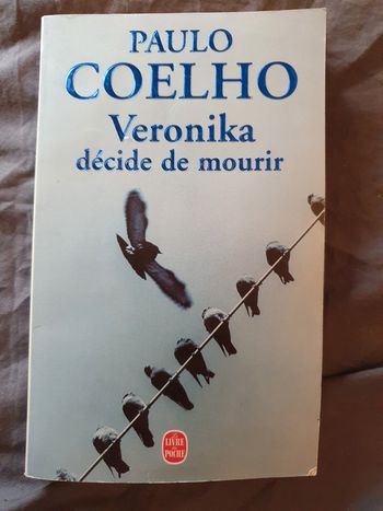 Véronique décide de mourir