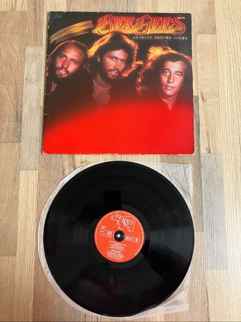 Vinyle 33 tours-Bee gees-Spirits having flown