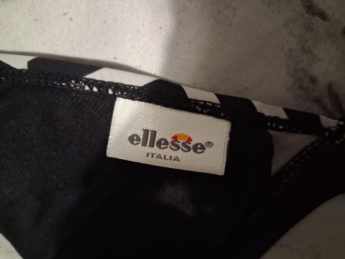 Haut de maillot de bain femme taille 34 - photo numéro 3