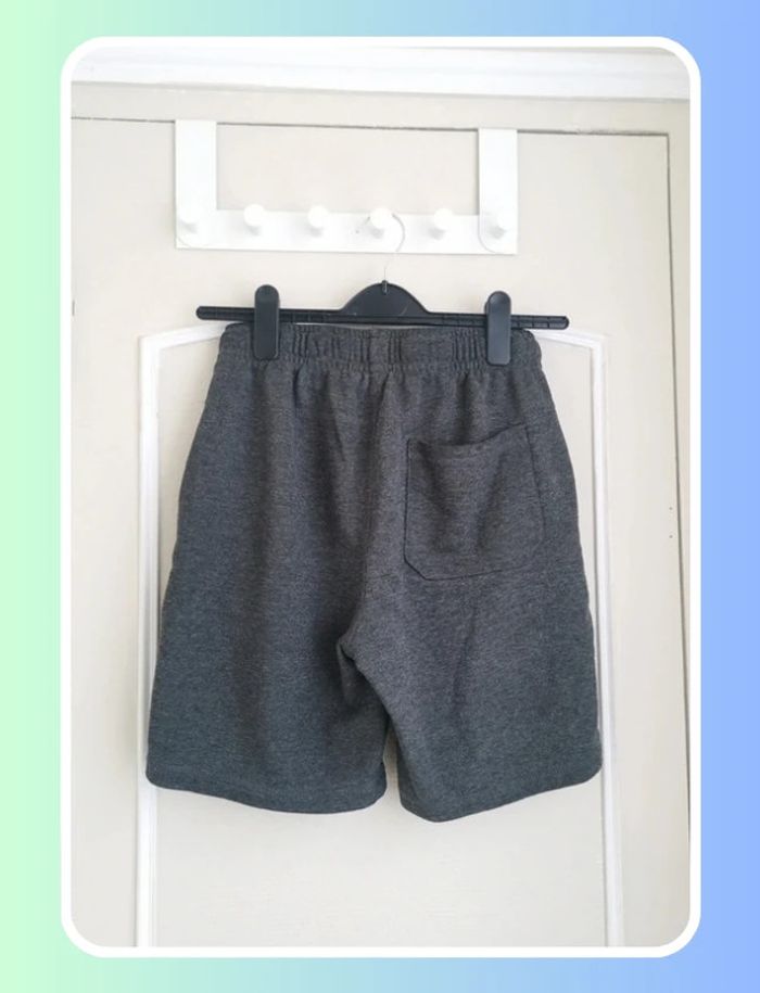 Short jogging taille XS - photo numéro 4