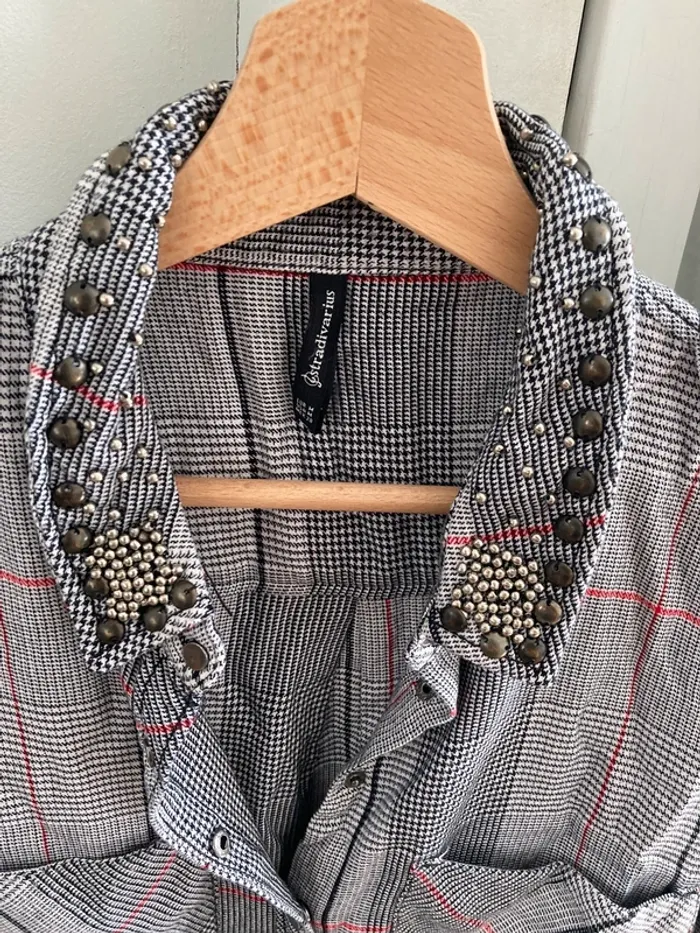 Chemise Stradivarius neuve - photo numéro 4