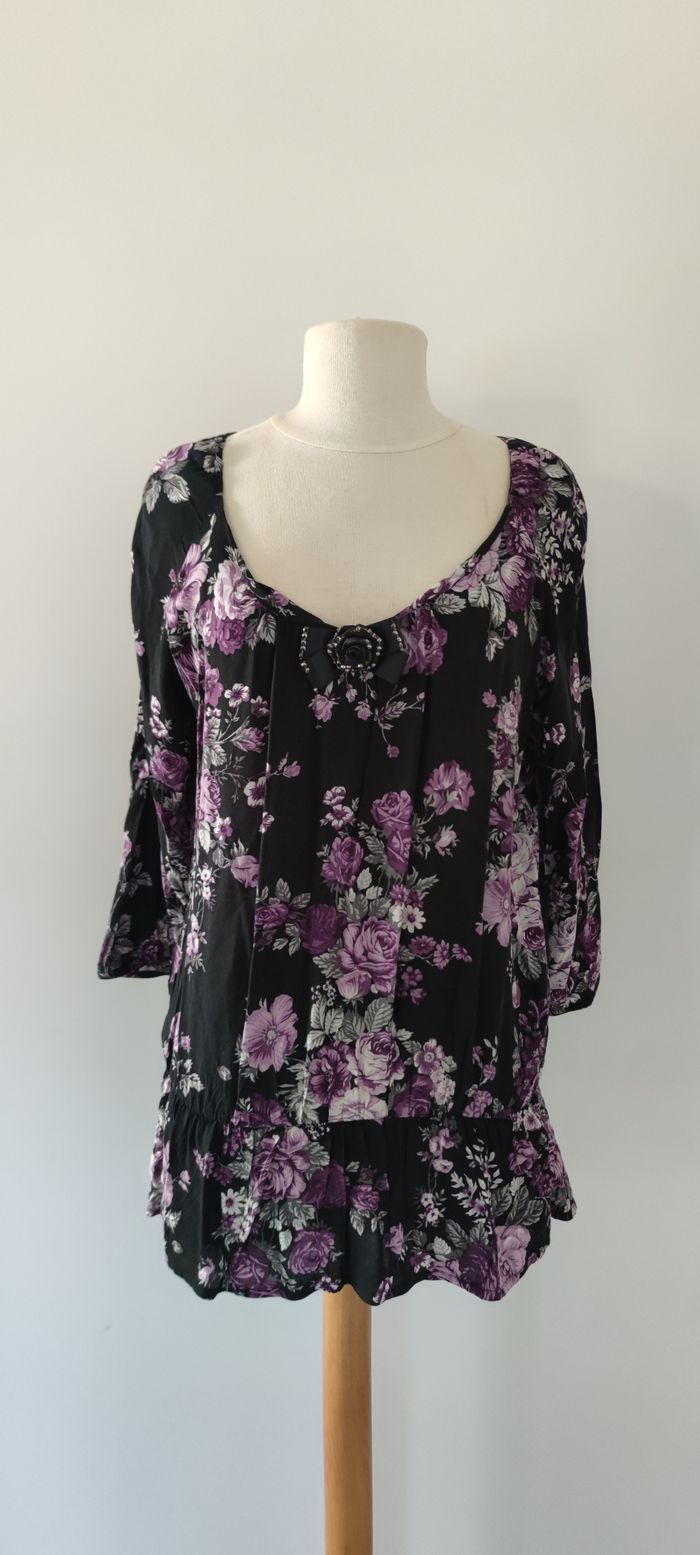 Blouse Armand Thiery fleurie noir violet taille 38 viscose très bon état - photo numéro 3