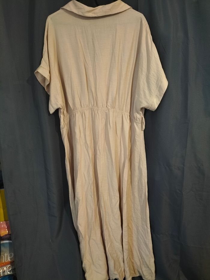 Robe longue beige - photo numéro 3