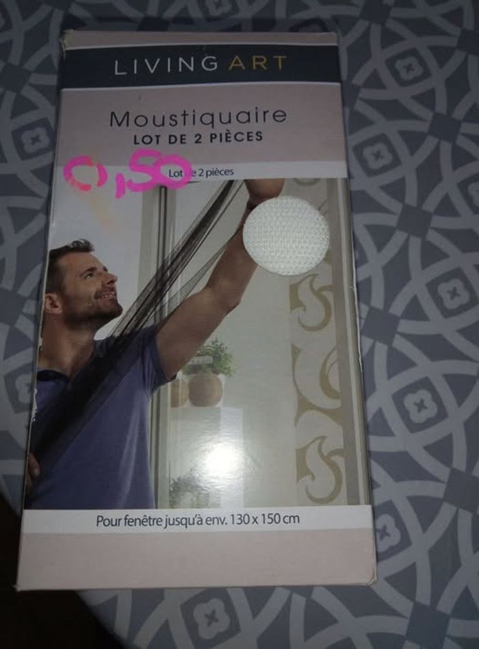 vende moustiquaire lot de deux piéces pour fenétre jusqu a env130X150cm