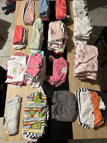 Lot vêtements taille 3 mois