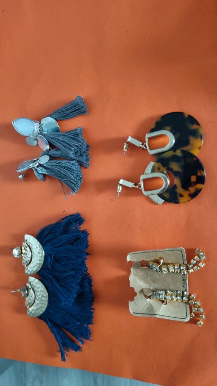 Lot boucles d'oreilles 4 paires oreilles percées bijoux - photo numéro 3