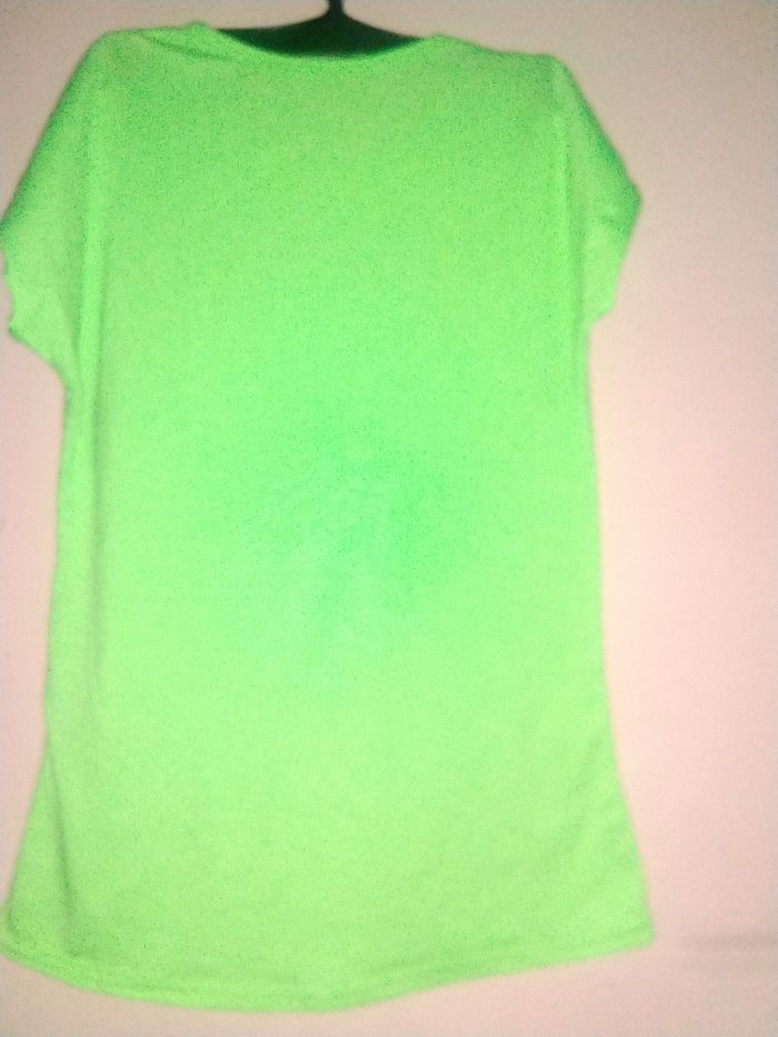 T-shirt vert rihanna - photo numéro 2