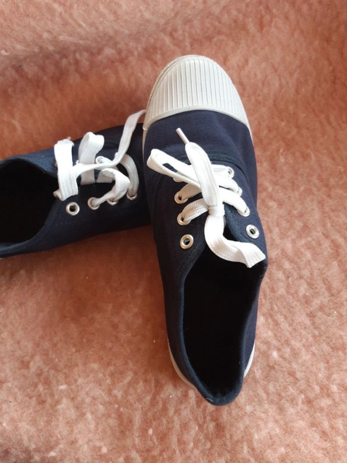 Baskets toile 39 - photo numéro 2