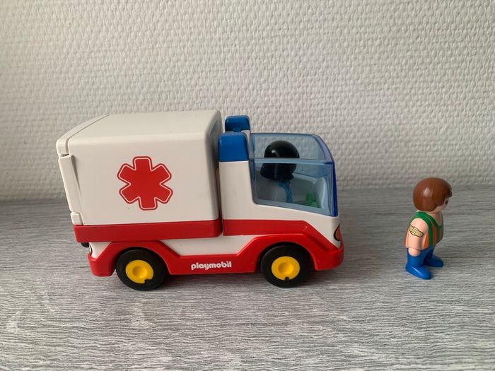 Ambulances Playmobil 123