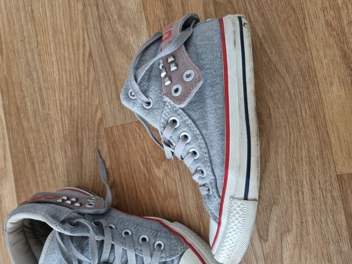Converse 36.5 - photo numéro 2