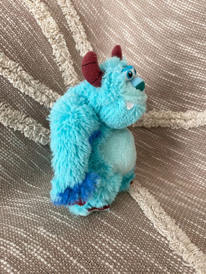 Peluche doudou 18cm Disney monstre et cie Sully bleu et violet très bon état - photo numéro 2