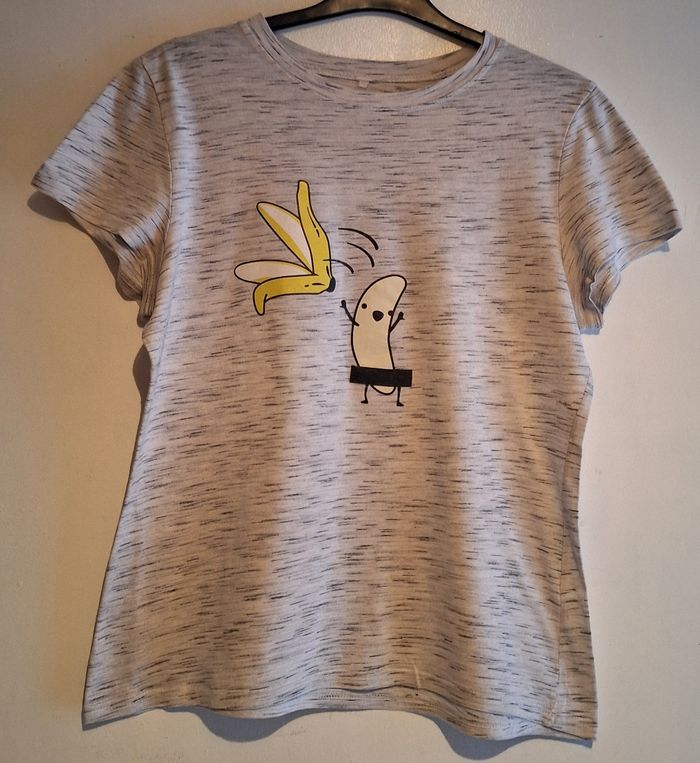 Lot de 4 tee-shirts état satisfaisant taille S - photo numéro 4