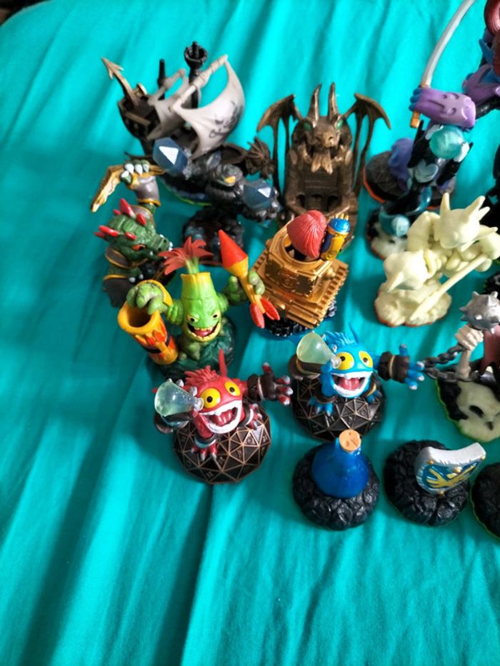 Figurine Skylanders (bien lire la description) - photo numéro 2