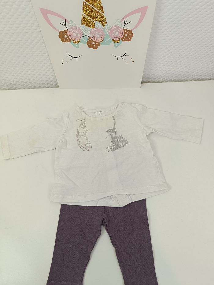🦄 Tee shirt et legging bébé fille taille 1 mois 🦄
