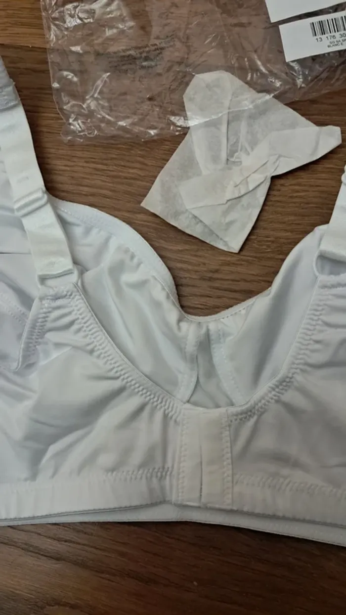 Soutien gorge blancheporte 120 E neuf ! - photo numéro 3