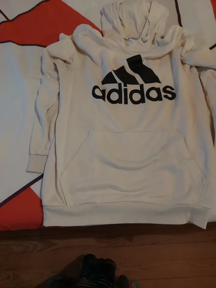 Sweat adidas