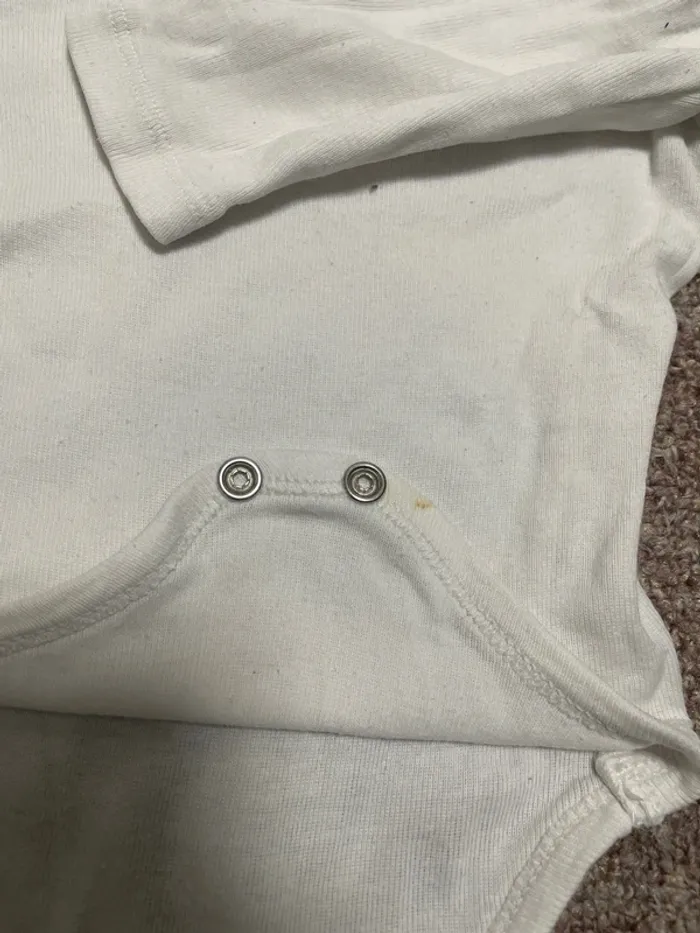 Lot 3 mois tache - photo numéro 7