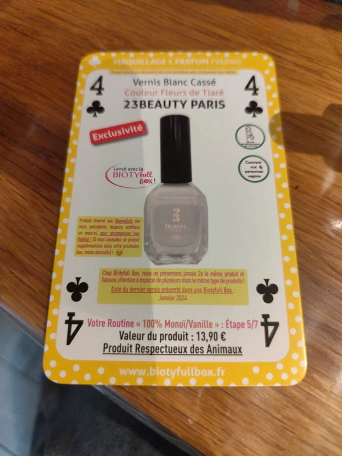 Vernis vegan blanc cassé - photo numéro 2